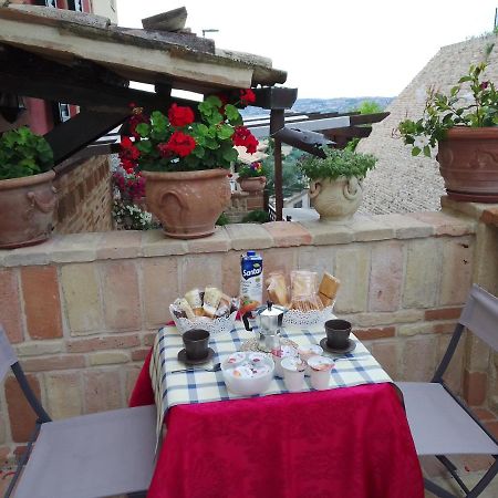 La Casetta Del Muratore Recanati Exterior foto