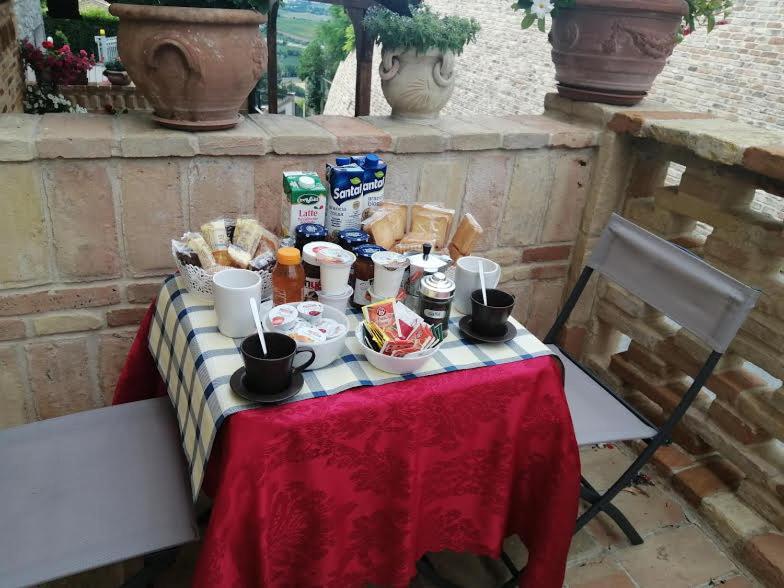 La Casetta Del Muratore Recanati Exterior foto
